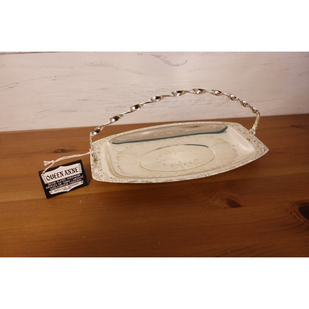 Vintage Silverplate Art Deco sweet tray with handle Made in England NWT